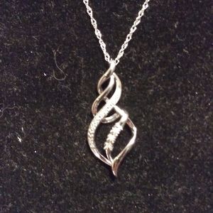Diamond swirl necklace